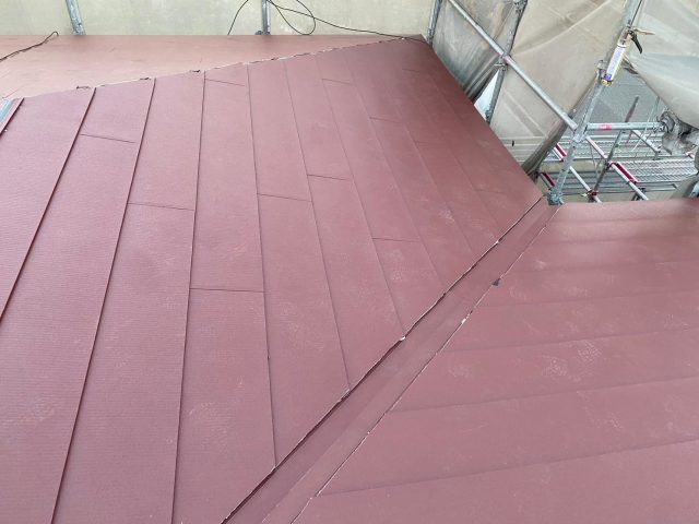 高砂市でシルキーG2を設置した屋根